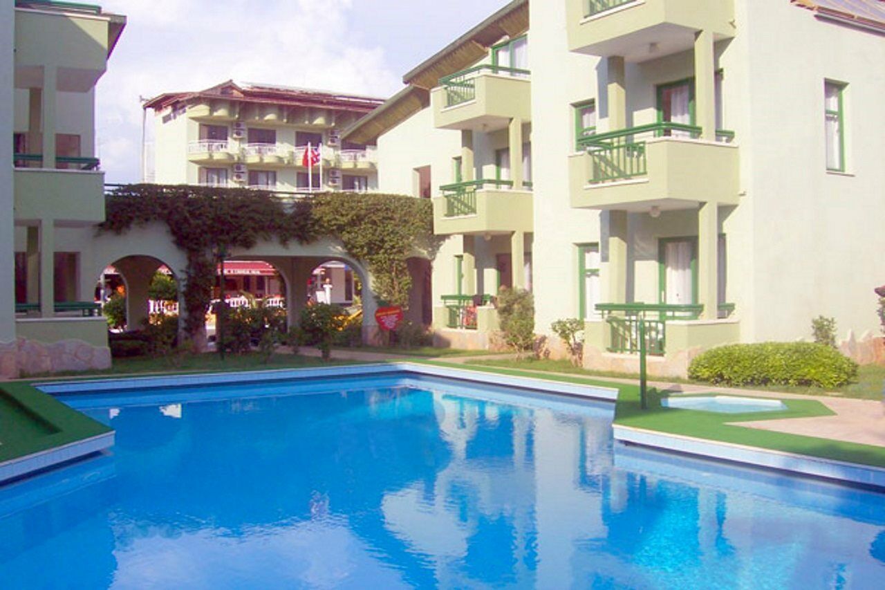 Avlu Apartments 1 Icmeler Exterior photo